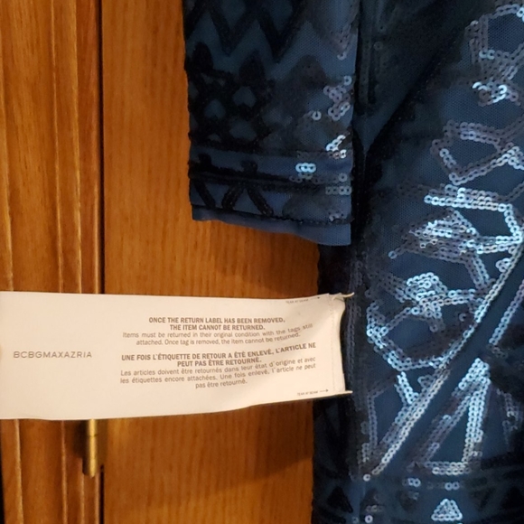 ⭐BRAND NEW: BCBGMAXAZRIA Morris Bodycon Dress⭐ - Picture 4 of 8